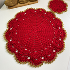 Americano de Crochê – Vermelho com Detalhe Dourado